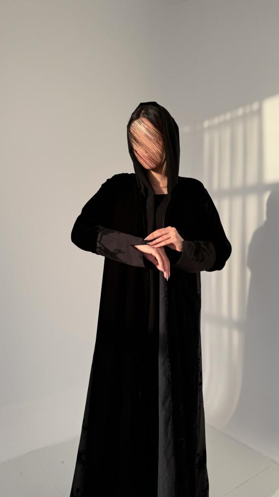 عباية الليل المخملي