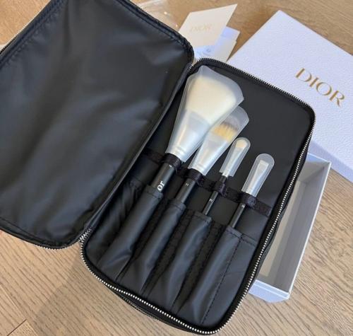 مجموعه فرش مكياج Dior