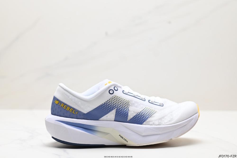 New Balance FuelCell SuperComp Elite v4