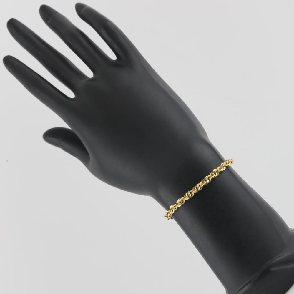 اسوارة ذهب عيار 18