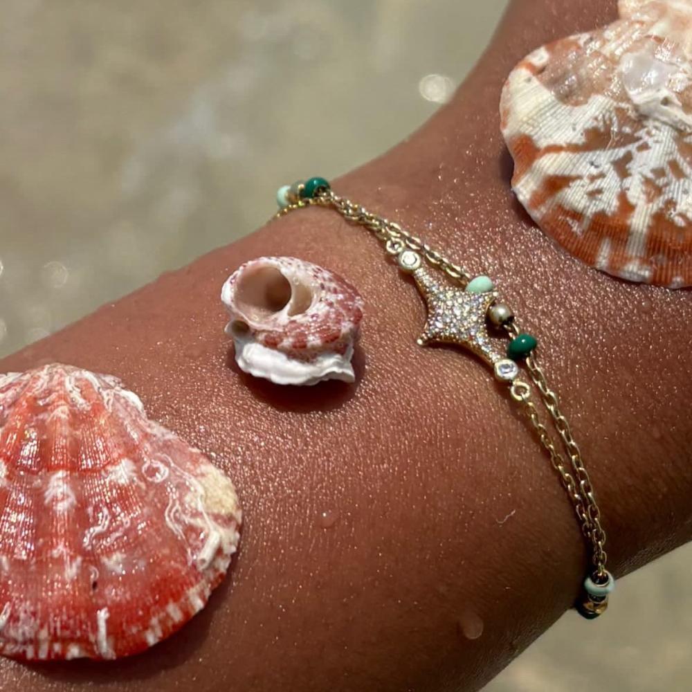 اسورة مستوحاة من السيف السعودي