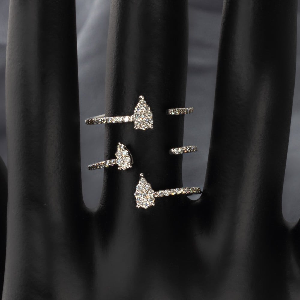 خاتم الماس SI القطرات    (وزن الالماس 0.42cts  – عيار 18)
