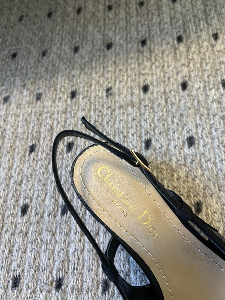 CD heels