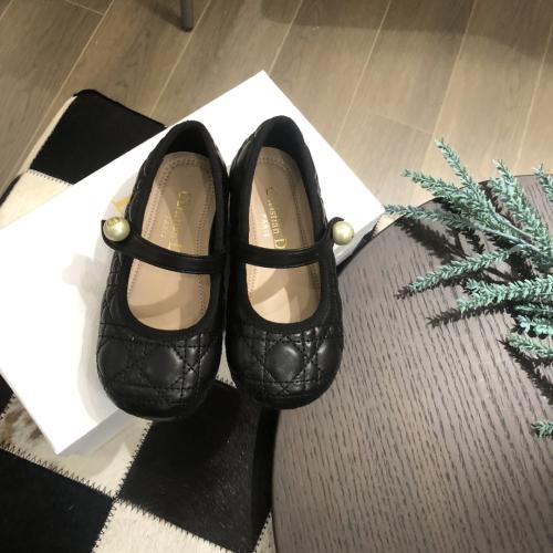 لؤلؤة ديور الصغيره
