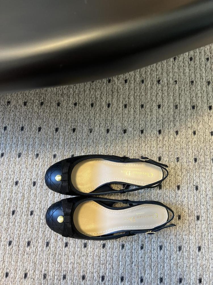 CD heels