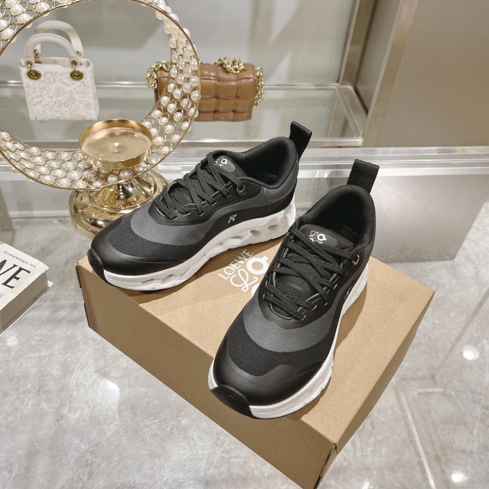 Loewe sneakers