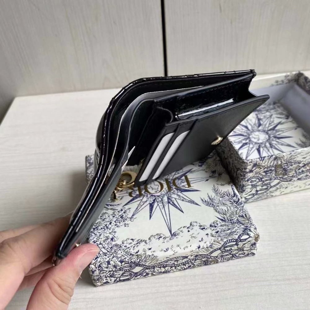 CD wallet
