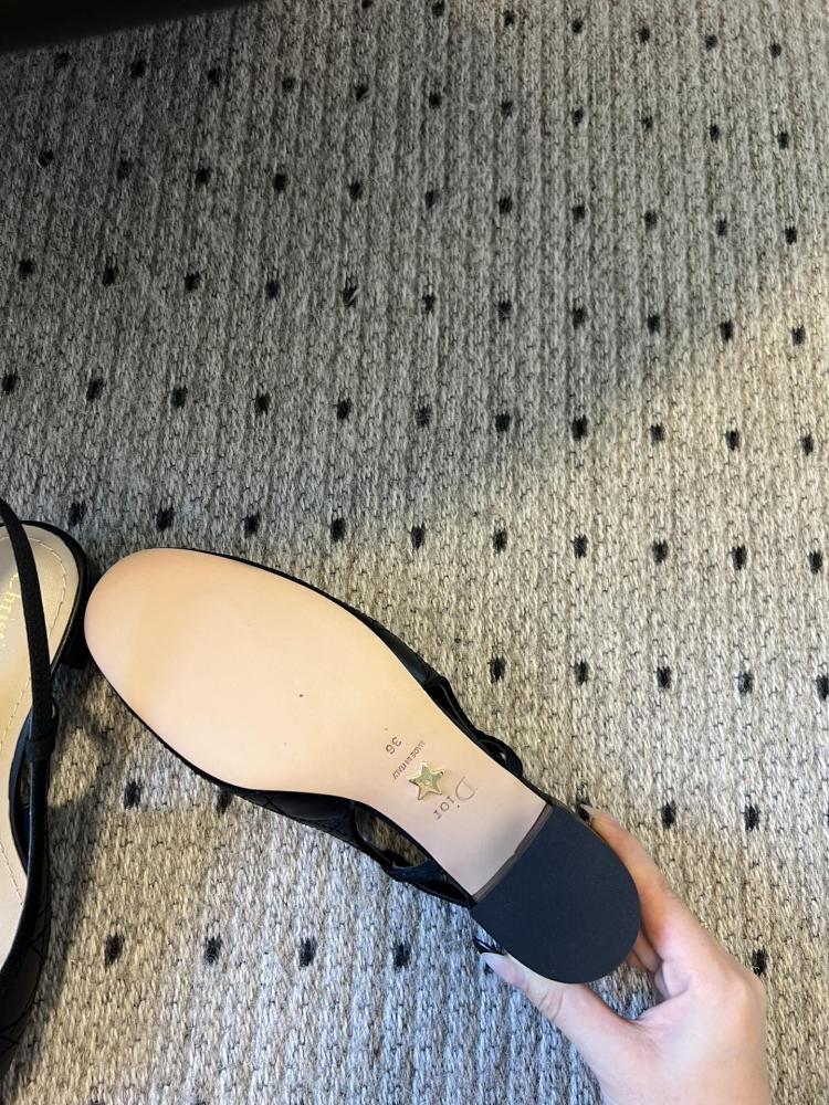 CD heels