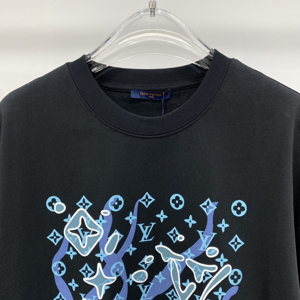 LV T-shirt