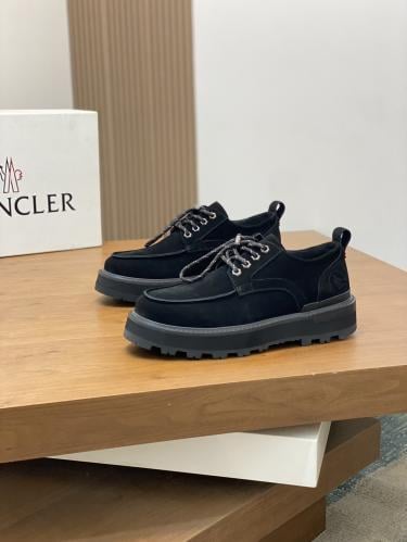 Moncler boots