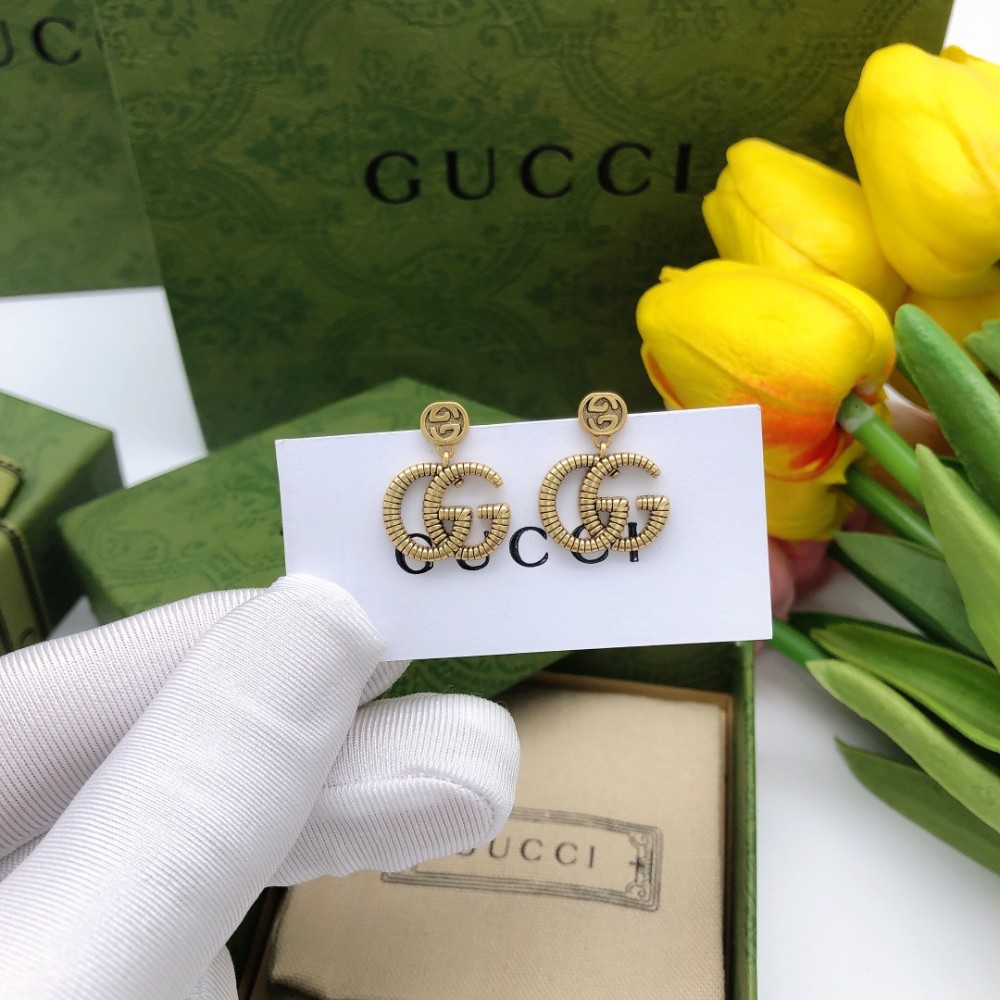 GG earings