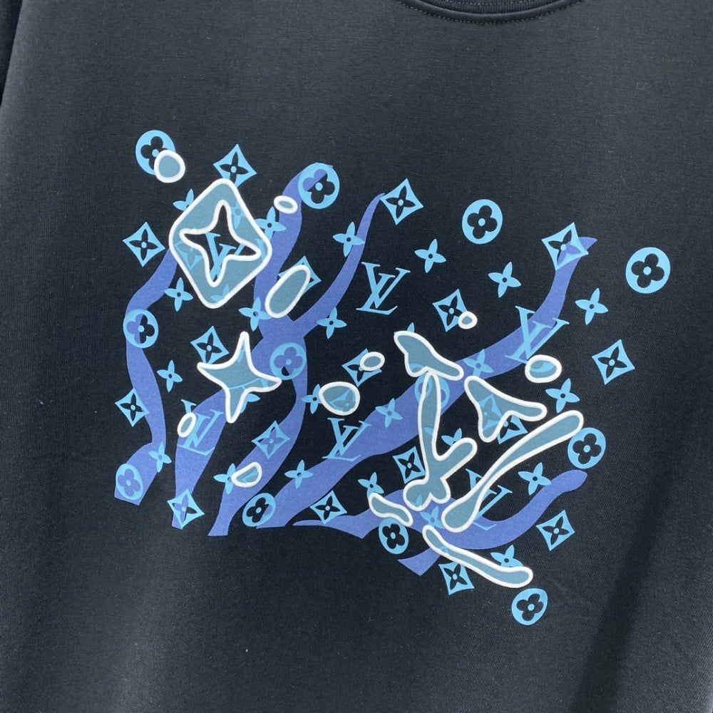 LV T-shirt