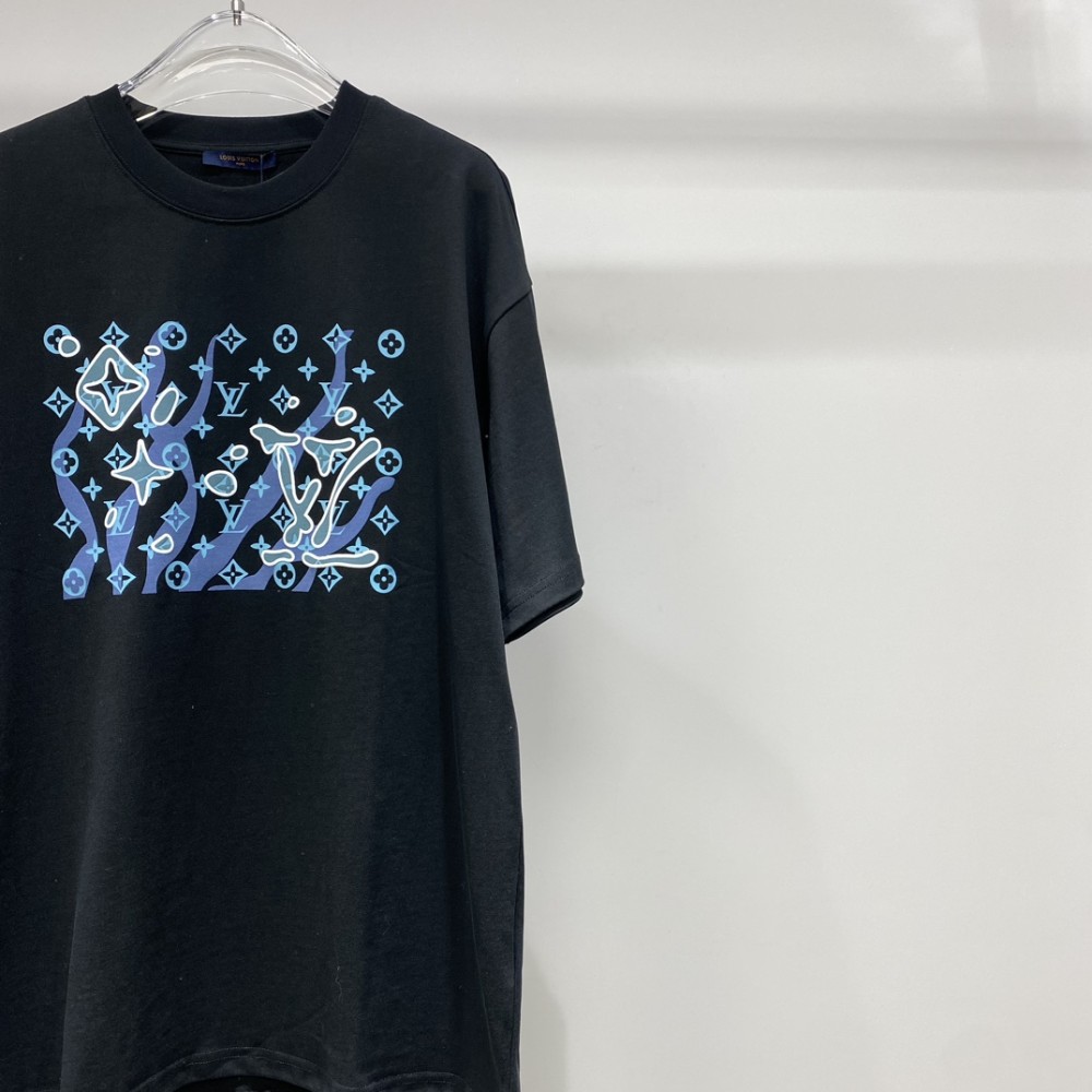 LV T-shirt