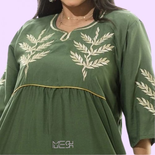 جلابيه ميدي بتطريز ناعم