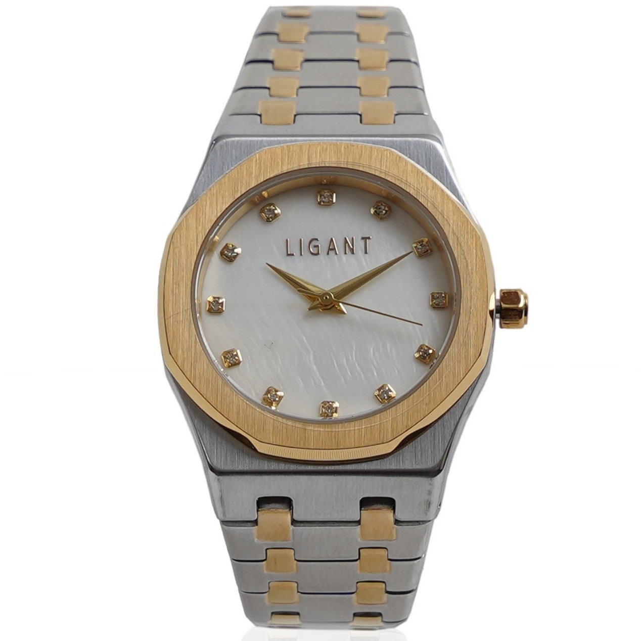 ساعة نسائية من الاستيل باللون الفضي والذهبي