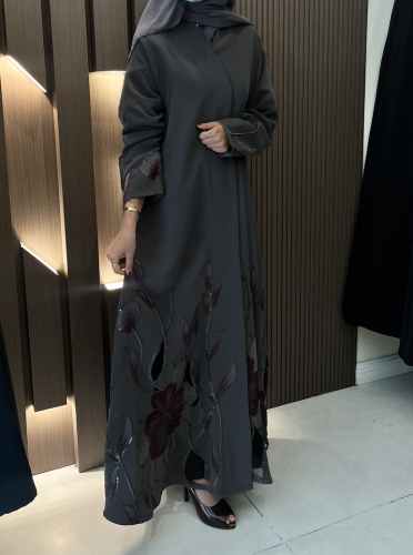 عباية الشيخه