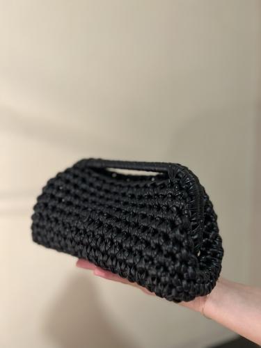 Black clutch bag-شنطه اسود