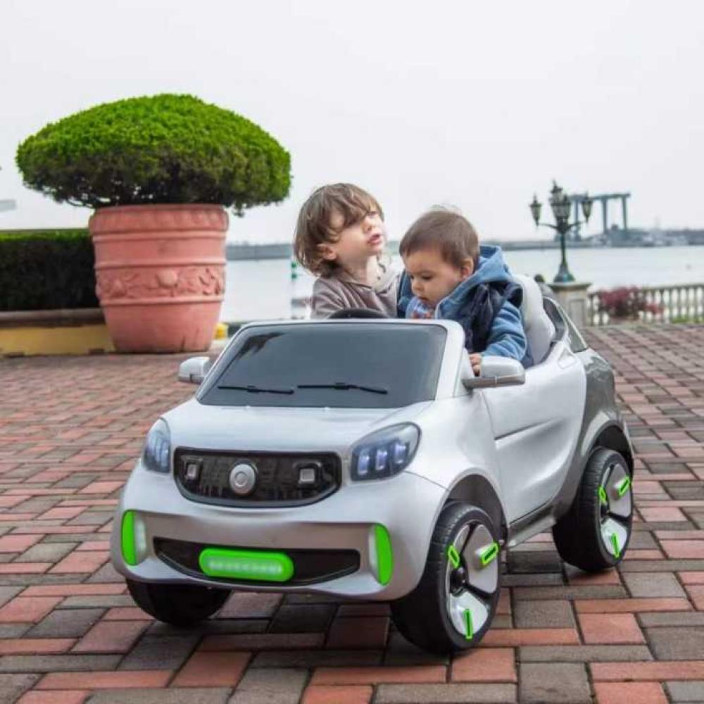 Multifunctional Kids Electric Ride-On Car (Unisex) - Robust and Safe Design
