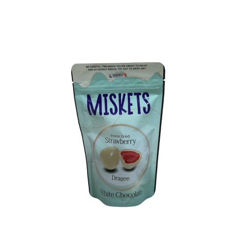 فراولة مغلفه شوكولاته بيضا