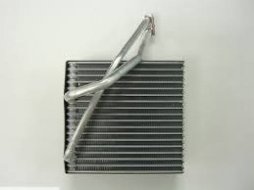 EVAPORATOR COIL AUDI A3 AND GULF No 11118T   ثلاجة اودي 3 وجولف
