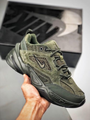 Nike M2K