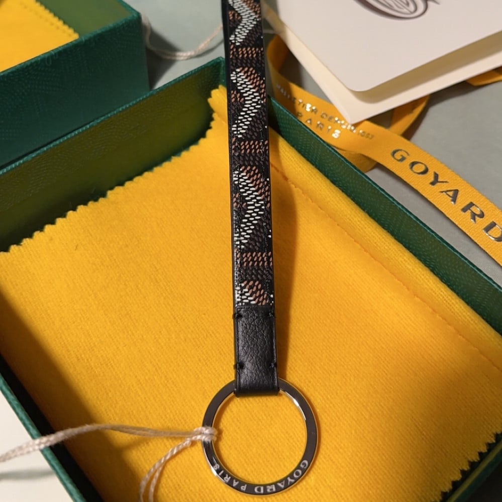 Goyard keychain price best sale