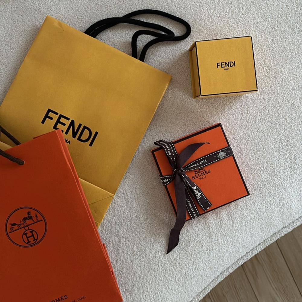 Hermes with fendi SARA HIGH END