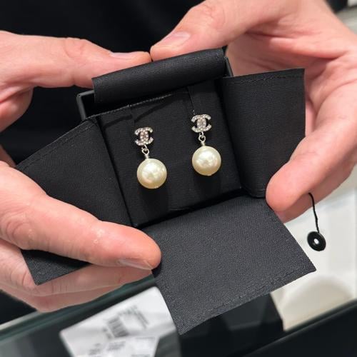 Earring Chanel