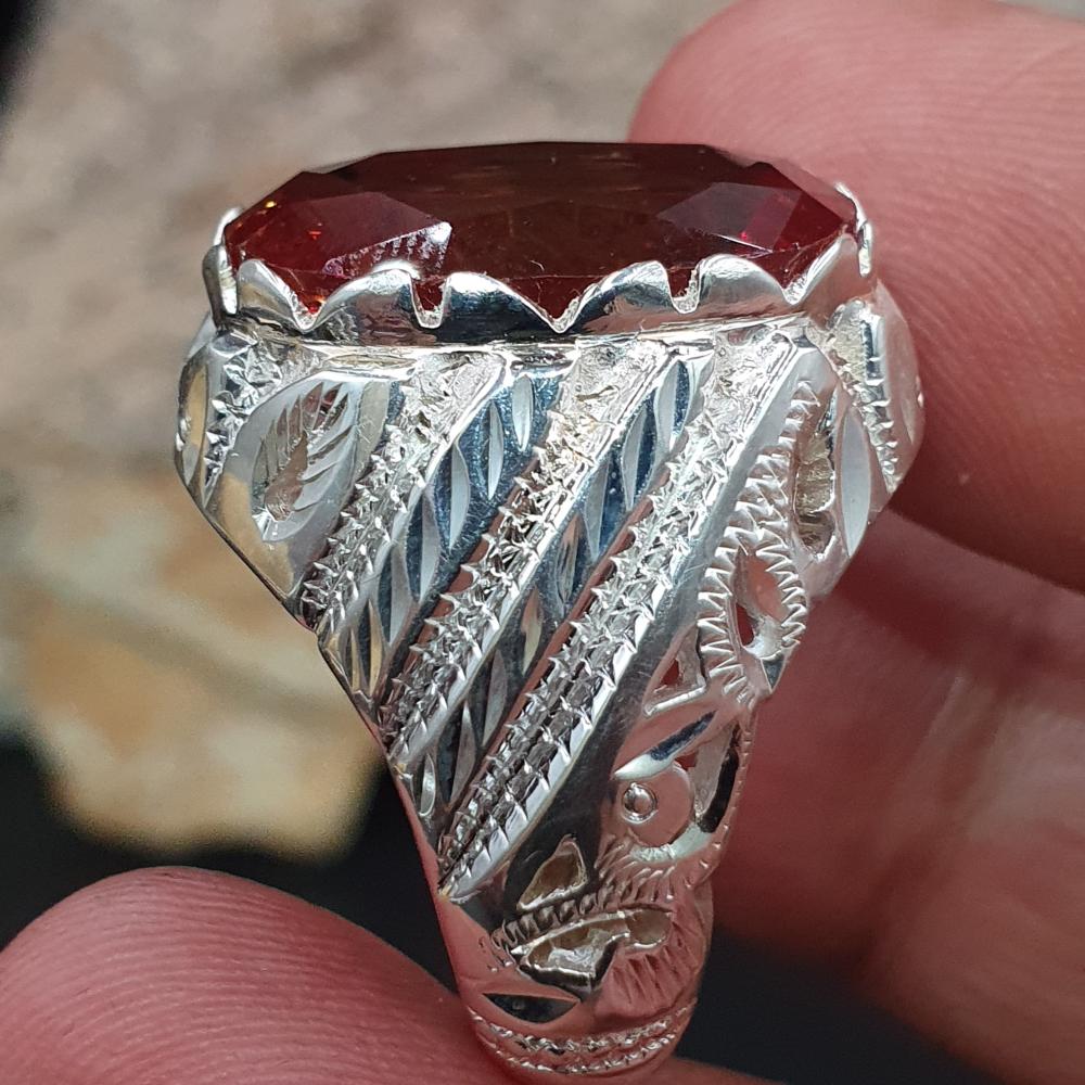 خاتم سلطنايت متغير اللون موديل برتاش مع نقش يدوي