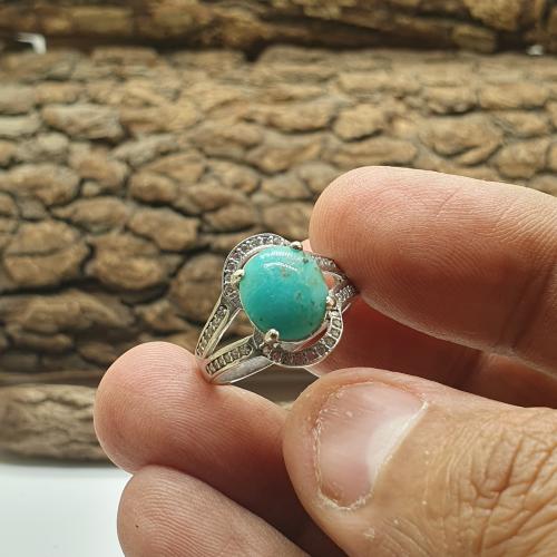خاتم نسائي فيروز مرصع بالزركون