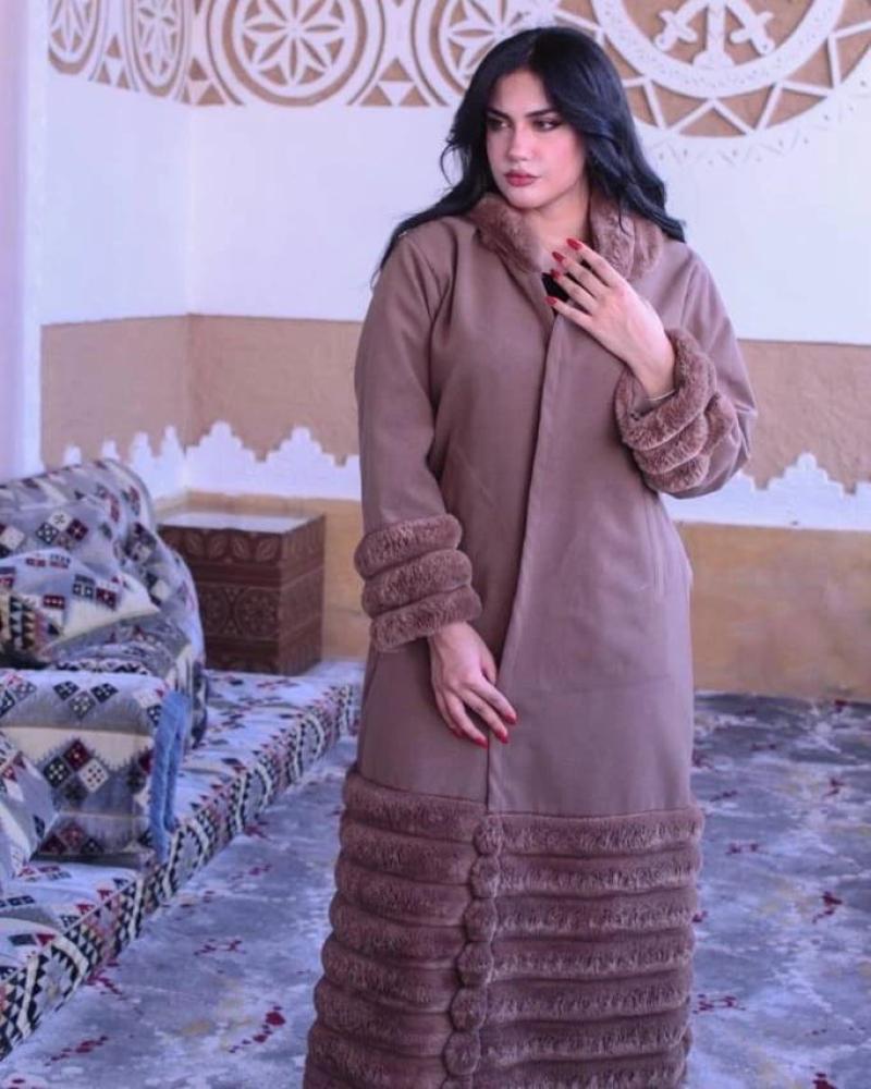 فروة جوخ نسائي شتوية فرو ناعم