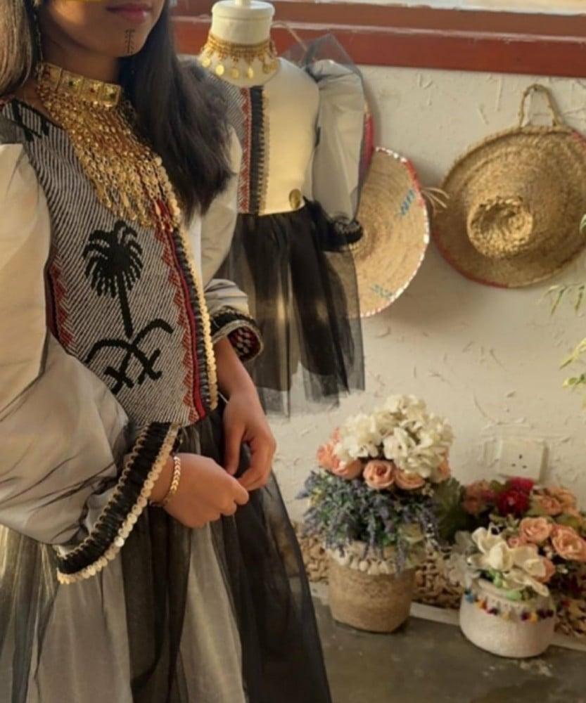 فستان يوم التأسيس