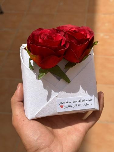 تغليف بالورد ورساله