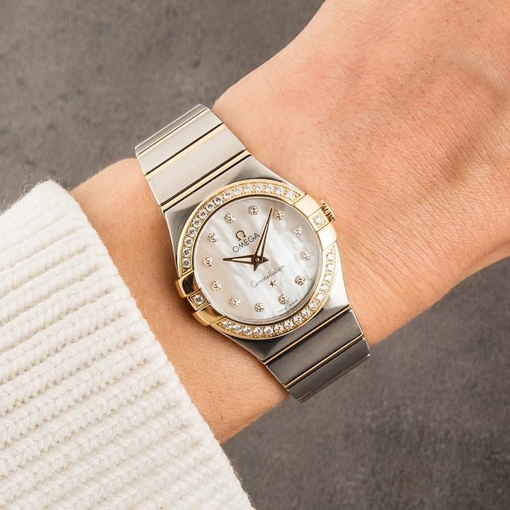 ساعات نسائية فاخرة مستعملة للبيع في السعودية | رولكس Rolex وكارتييه Cartier وأوميغا Omega