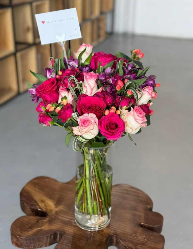 فازة ورد ميكس الوان