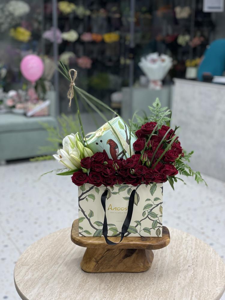 تنسيق شوكلاته انوش مع ورد