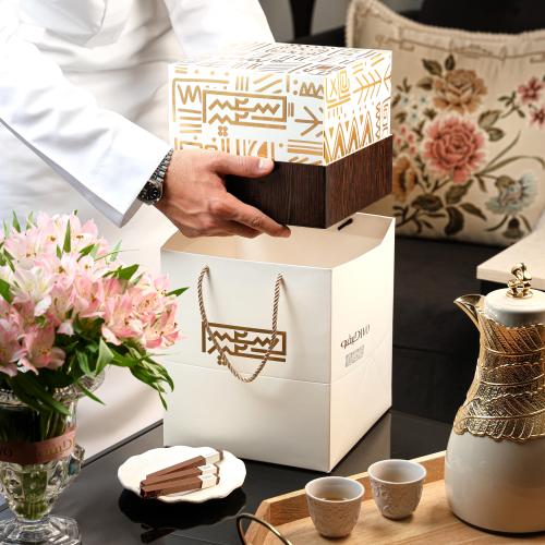 صندوق العيد الفاخر