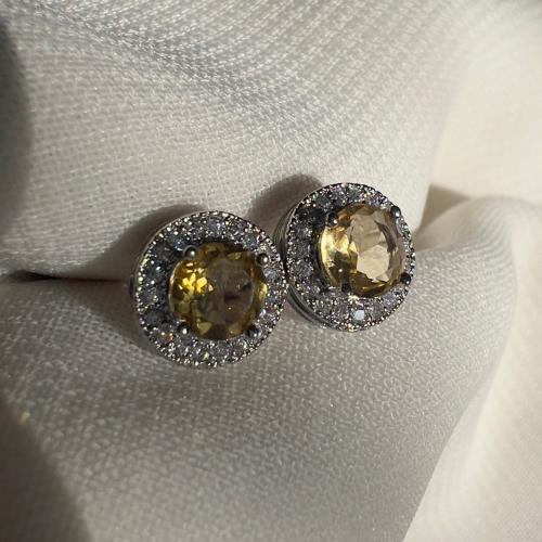 اقراط سترين