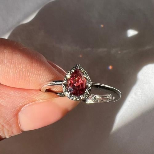 خاتم قارنيت