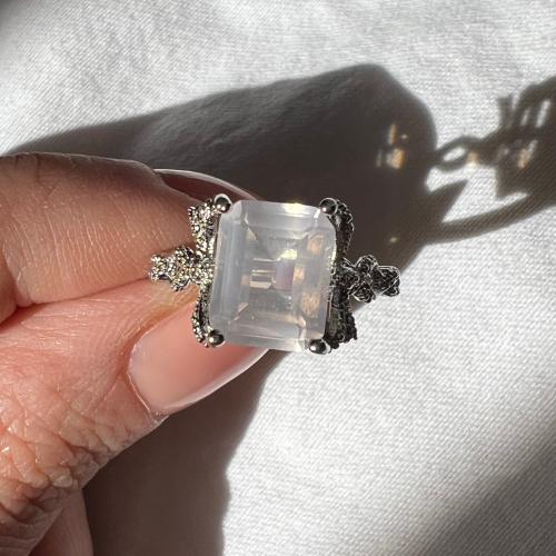 خاتم روز كوارتز