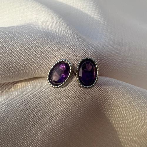 اقراط امثيست