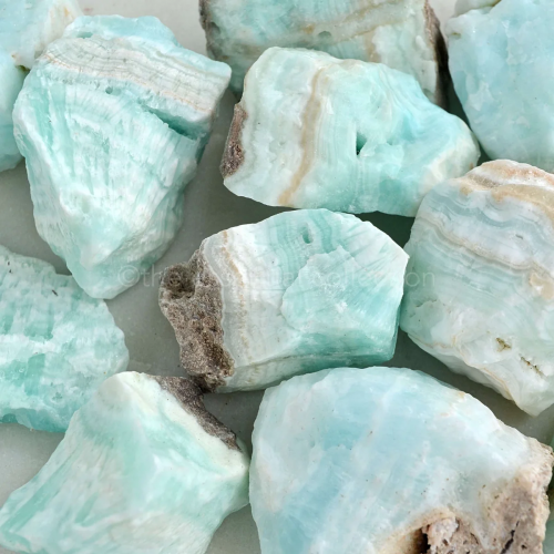 كالسيت كاريبي ازرق خام طبيعي
