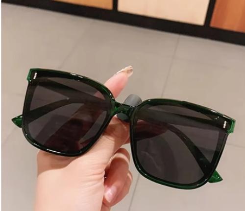 نظارات شمسية مربعة UV400