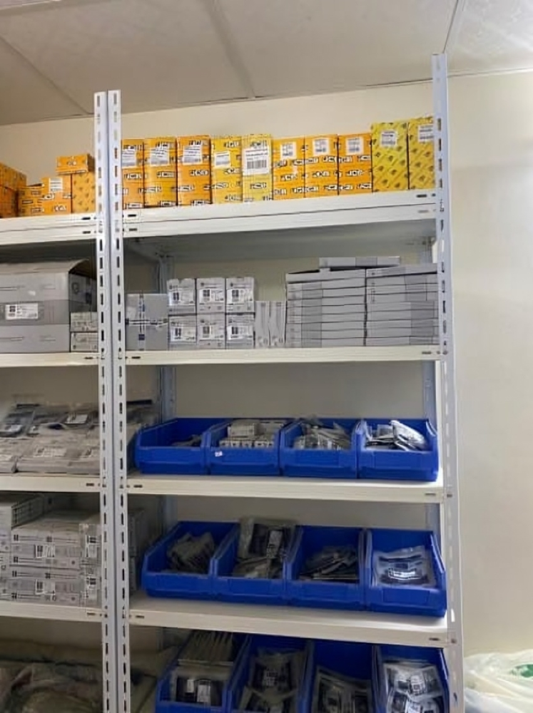 اشتري الان من رفوفكم ارفف حديد للمخازن 45 90 200