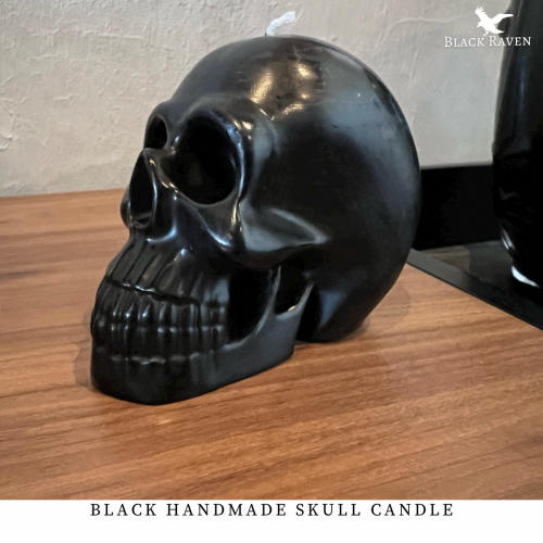 شمعة الجمجمة السوداء | black skull candle