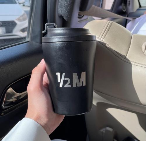 مق هاف مليون اسود