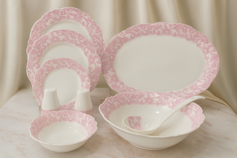 طقم سفرة بورسلان دانتيل107 قطعة