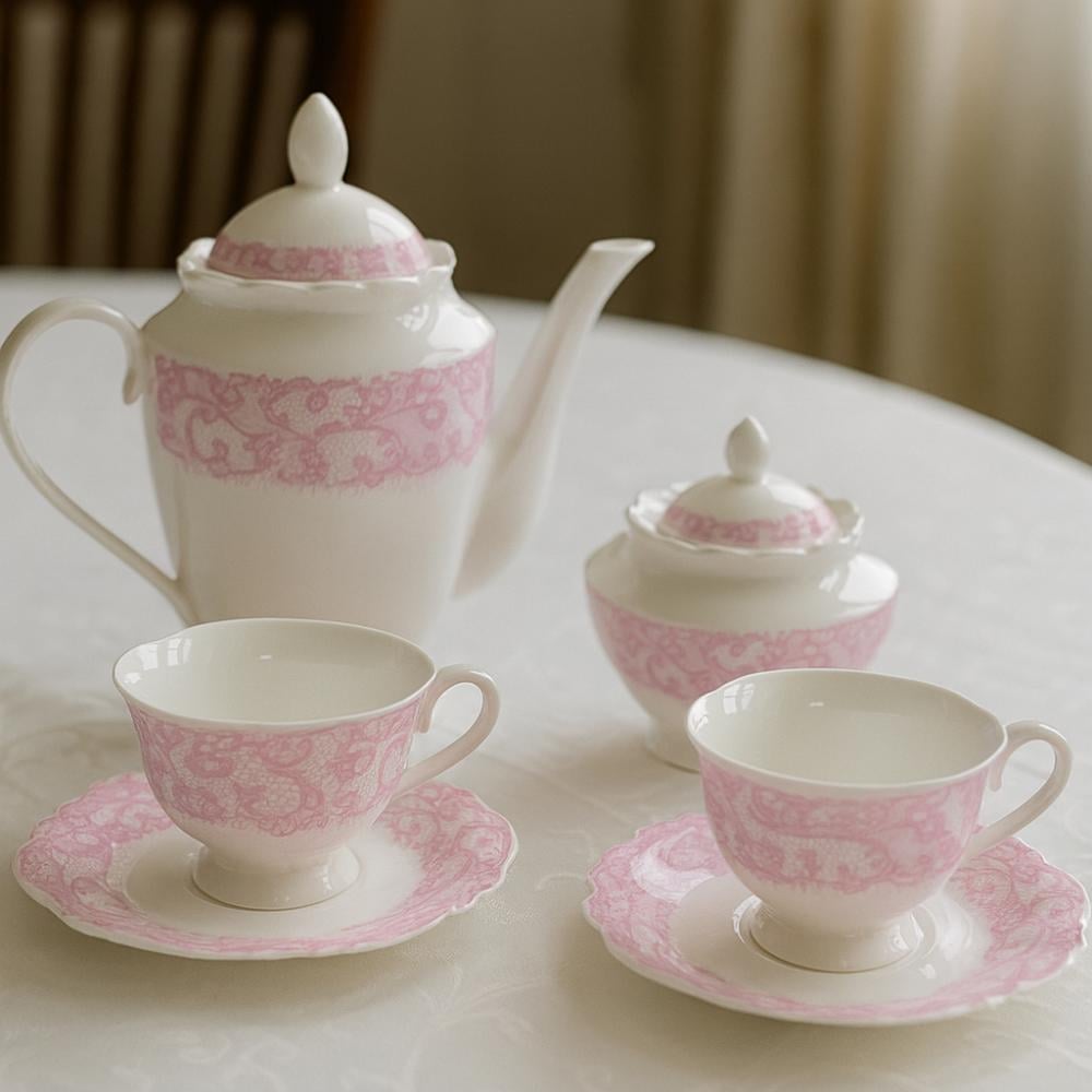 طقم سفرة بورسلان دانتيل107 قطعة