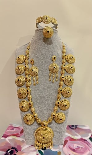 طقم خليجي / ملون / كامل