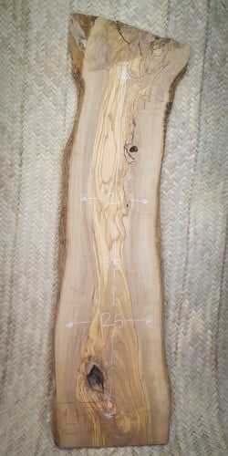 خشب زيتون طبيعي